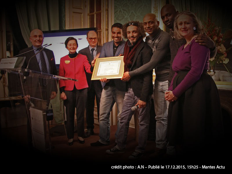 Mantes Actu : "ILS l'ont FAIT !" Prix Coup de coeur de l'Institut de FRANCE 2015